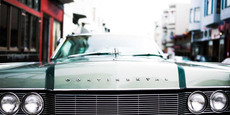 企业文化衫等服装类礼品定制设计指南：打造个性化礼物的创意要点