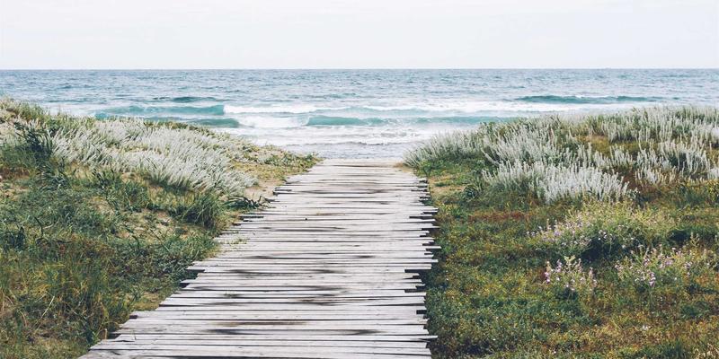 创意设计与纪念品设计：科技公司礼品定制如何彰显创新与极客文化