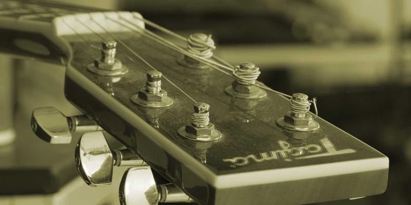 创意设计新纪元：融入物联网与AI的个性化纪念品设计，开启智能科技礼品定制蓝海