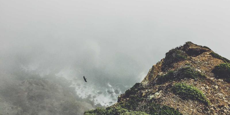 季节性促销礼品定制策略：如何结合节日主题设计爆款企业礼物，让个性化礼物传递心意正